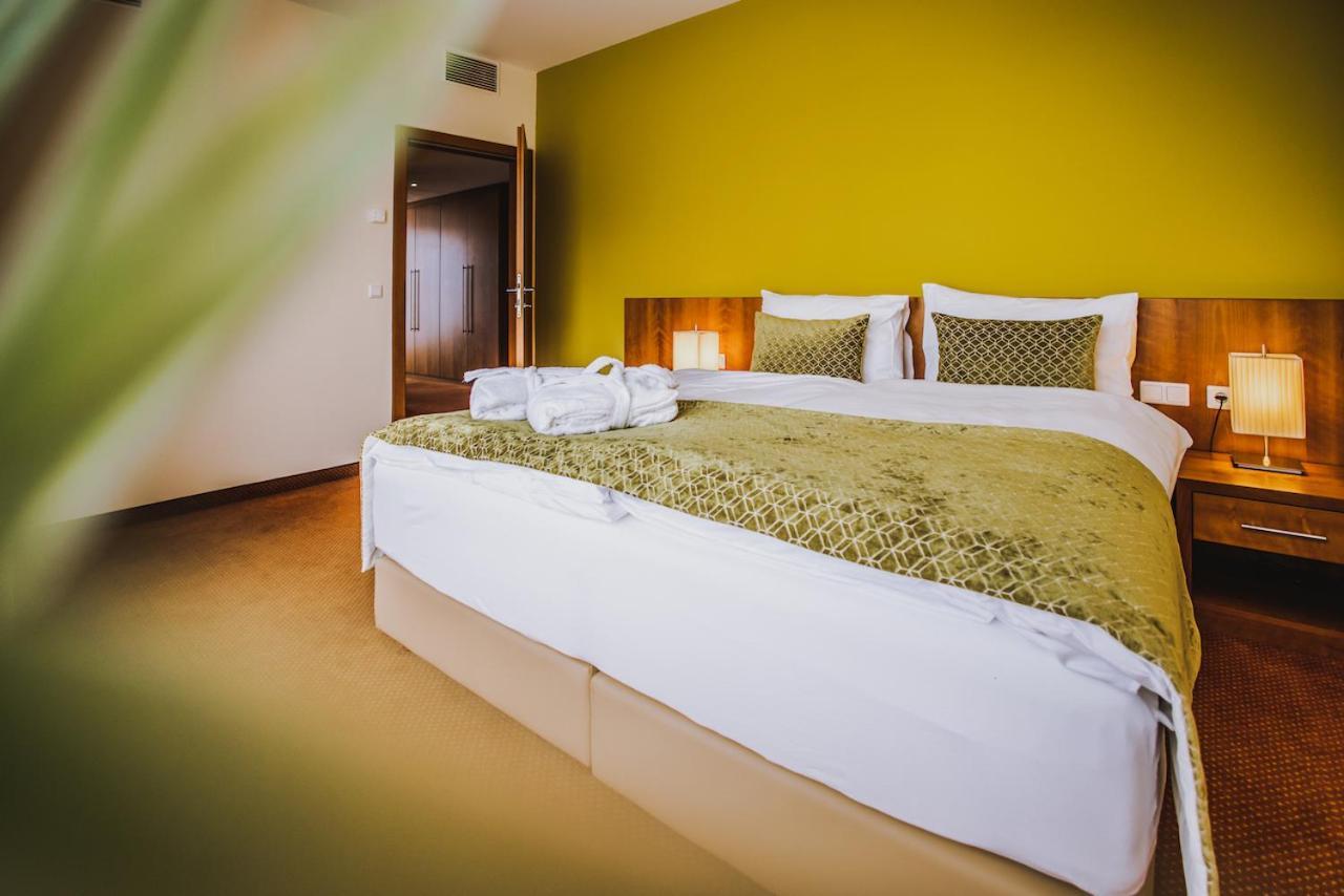 Seehotel Sued By S4Y Velden am Wörthersee Kültér fotó