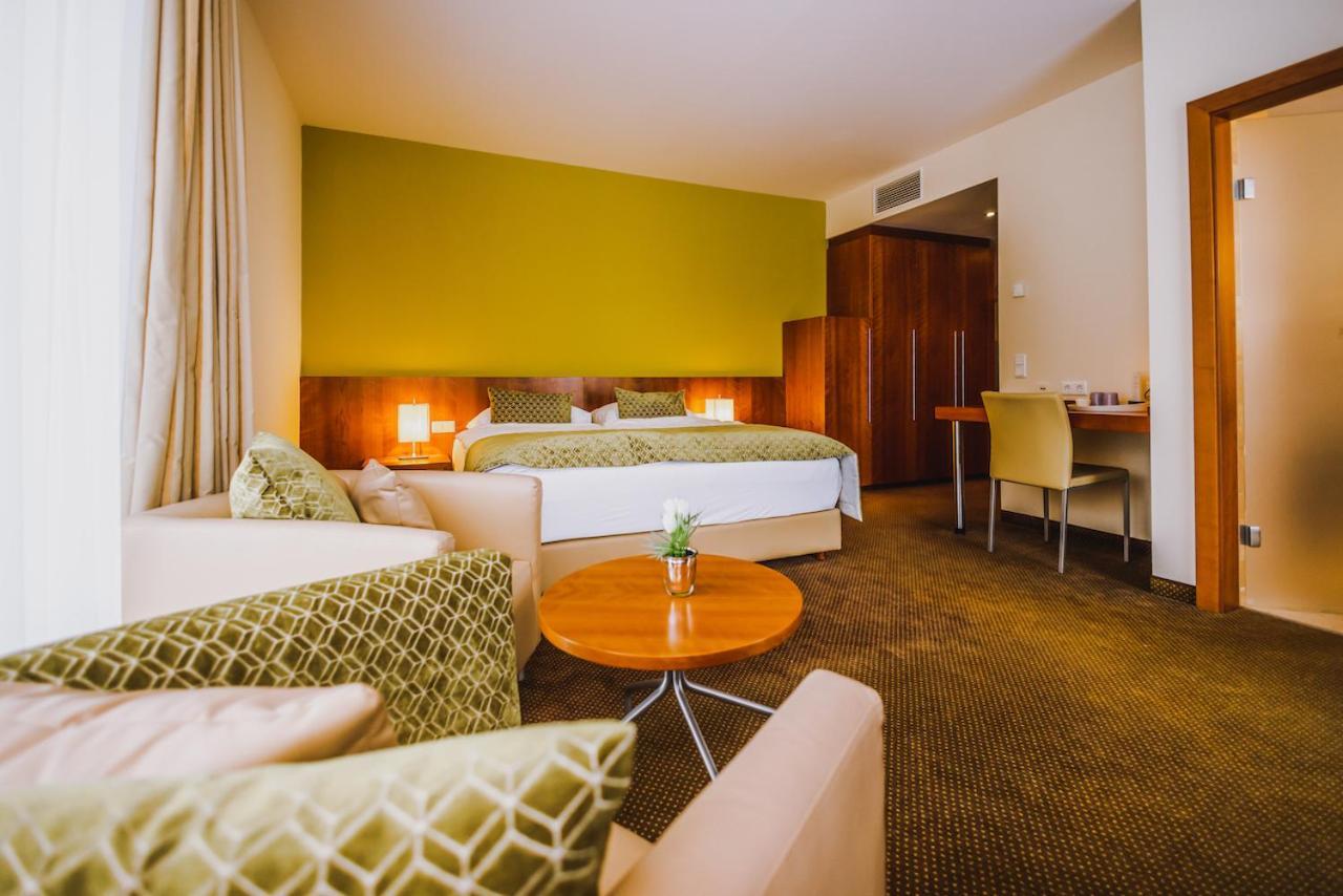 Seehotel Sued By S4Y Velden am Wörthersee Kültér fotó